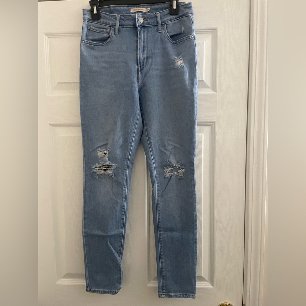 Levi's 721 High Rise Skinny Jeans Light Blue Ripped Distressed